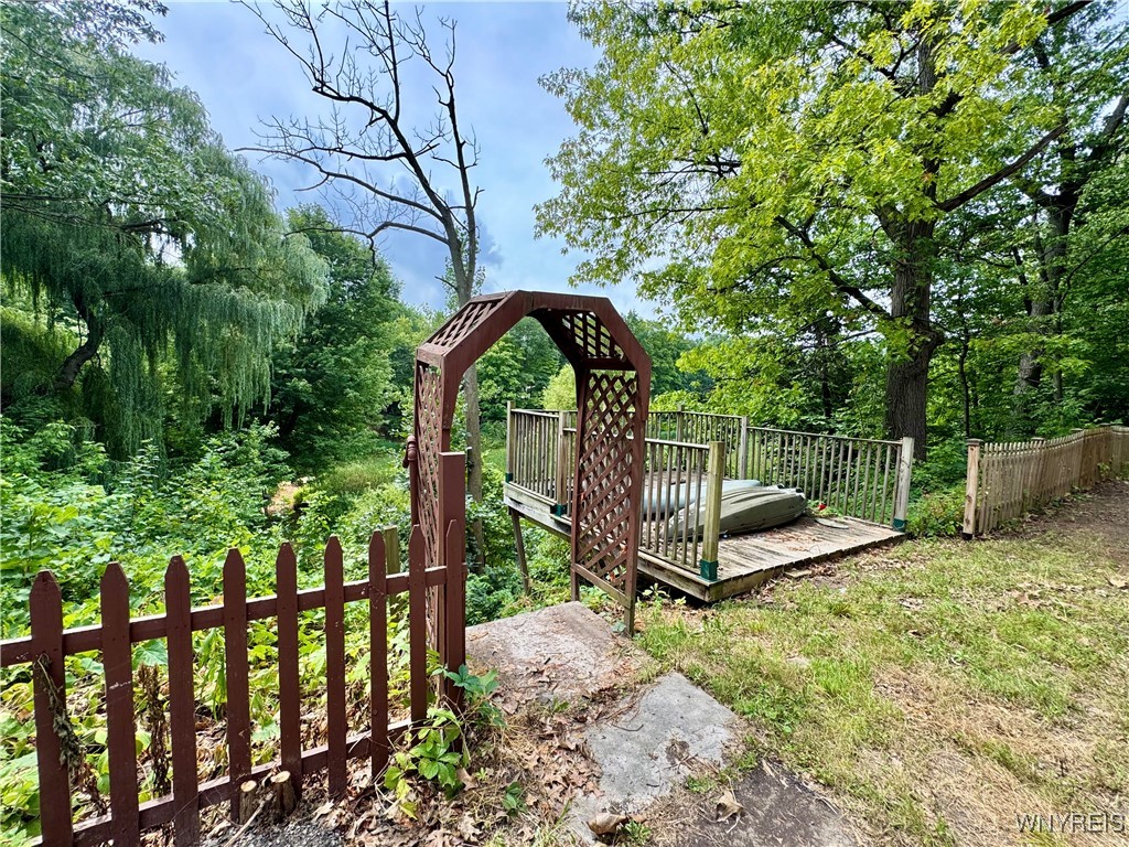 Carlton, New York 14477, United States, 4 Bedrooms Bedrooms, ,3 BathroomsBathrooms,Residential,Active,191888