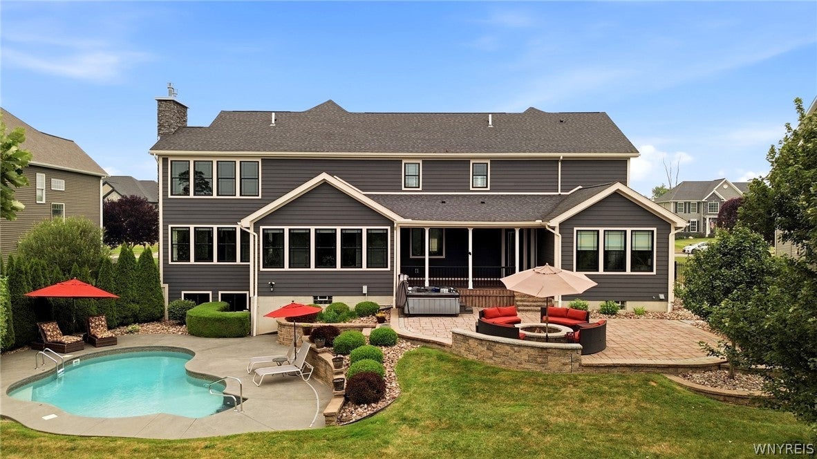 5368 Glenview Drive