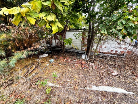 Tiny photo for 1874 Quaker Road, Somerset, NY 14012 (MLS # B1724341)