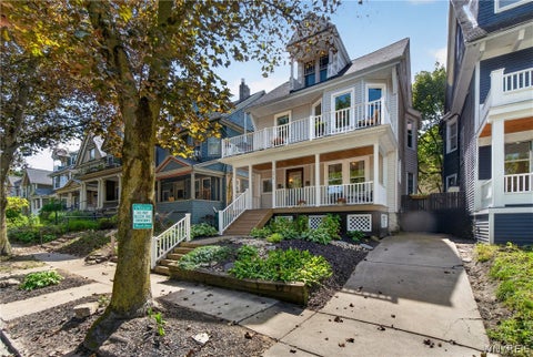 Tiny photo for 270 Lexington Avenue, Buffalo, NY 14222 (MLS # B1713432)