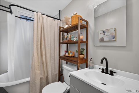 Tiny photo for 270 Lexington Avenue, Buffalo, NY 14222 (MLS # B1713432)