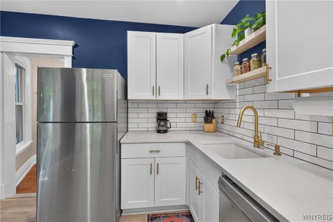 Tiny photo for 270 Lexington Avenue, Buffalo, NY 14222 (MLS # B1713432)