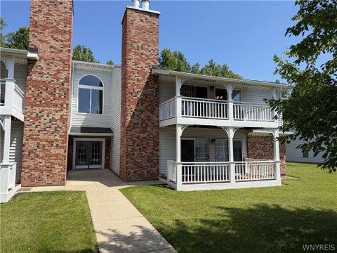 Photo of 1085 Youngs Road #F, Amherst, NY 14221 (MLS # B1694536)