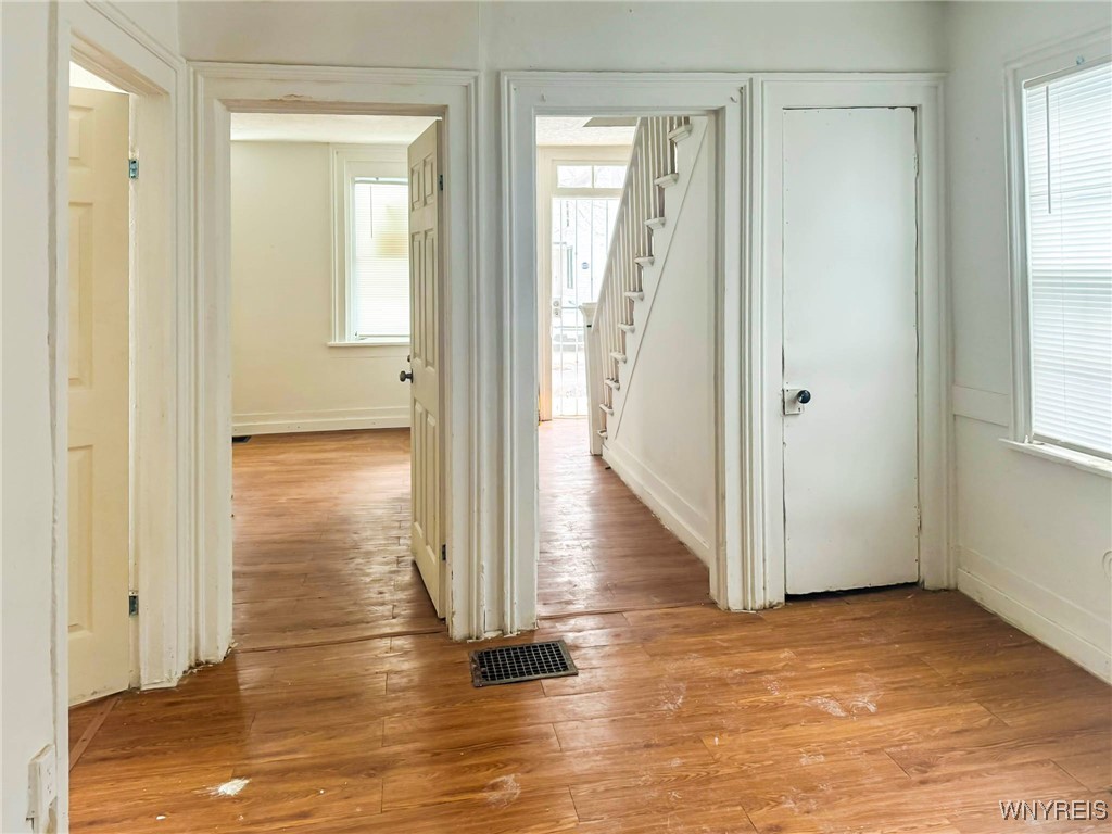 435 Elmwood Avenue, Niagara Falls, New York image 8