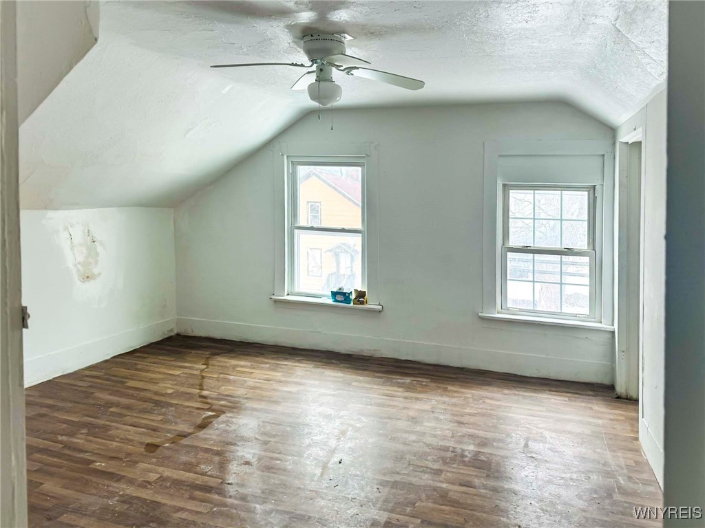 435 Elmwood Avenue, Niagara Falls, New York image 7