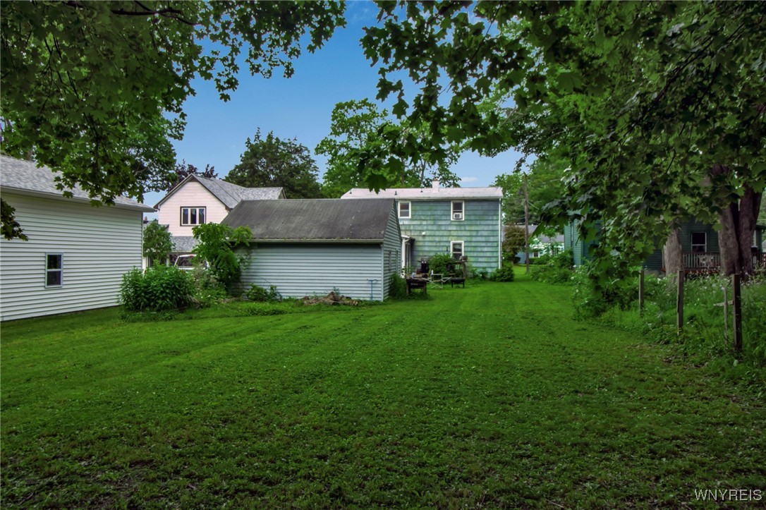 1468 Elm Street