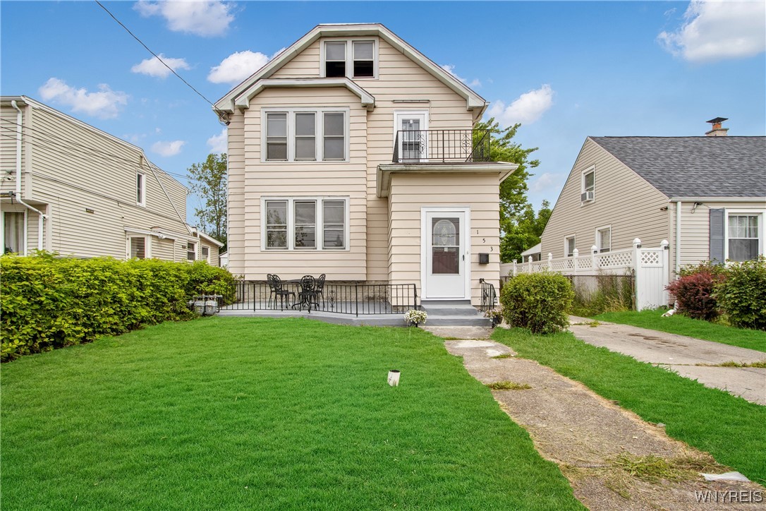 153 Hinman Avenue