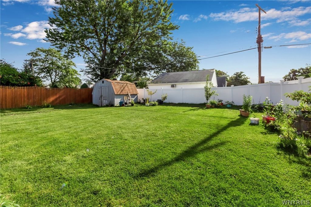 Photo of 185 Fayette Avenue, Tonawanda, NY 14223 (MLS # B1663279)