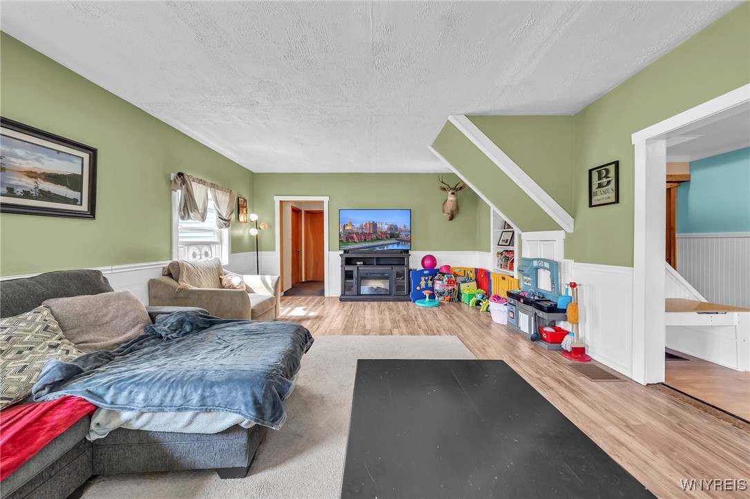 Hartland, New York 14105, United States, 4 Bedrooms Bedrooms, ,2 BathroomsBathrooms,Residential,Pending,150545