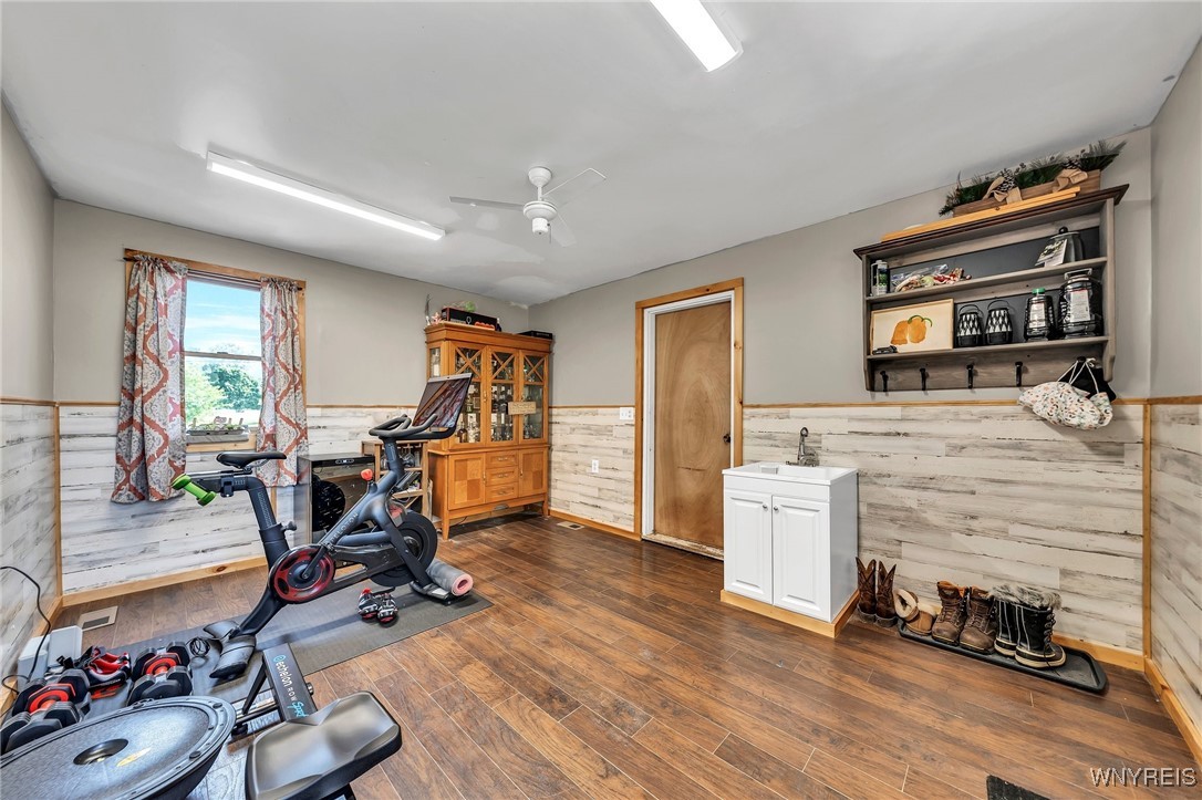 Hartland, New York 14105, United States, 4 Bedrooms Bedrooms, ,2 BathroomsBathrooms,Residential,Pending,150545