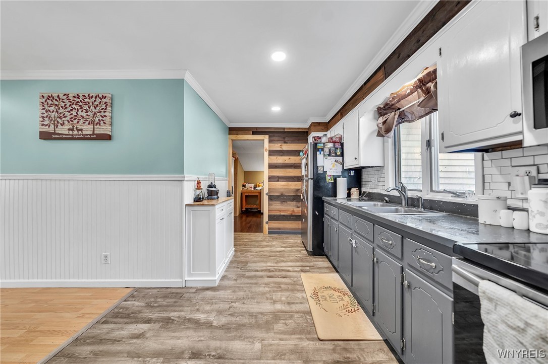 Hartland, New York 14105, United States, 4 Bedrooms Bedrooms, ,2 BathroomsBathrooms,Residential,Pending,150545