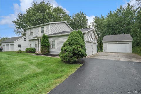 Tiny photo for 7143 Akron Road, Lockport Town, NY 14094 (MLS # B1707906)