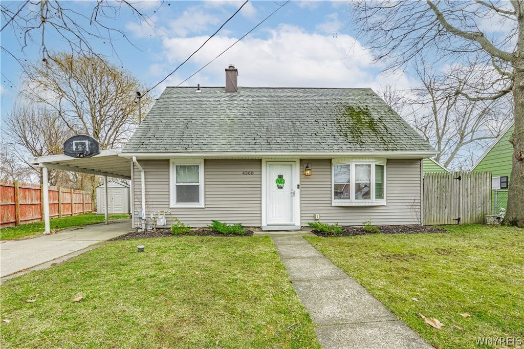 Photo of 4368 Crescent Drive, Niagara Falls, NY 14305 (MLS # B1669479)