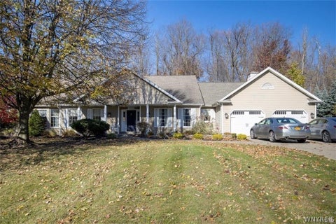 Photo of 8388 Black Walnut Drive, Clarence, NY 14051 (MLS # B1719684)