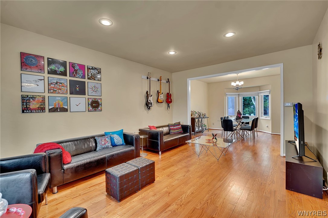 10 E Pinelake Drive