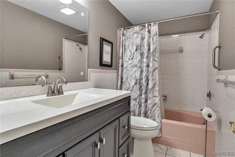 Tiny photo for 4660 Boncrest Drive W, Clarence, NY 14221 (MLS # B1689621)