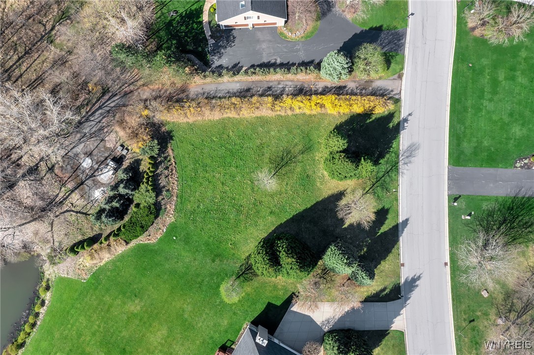 9545 Turnstone Drive, Clarence, New York image 6