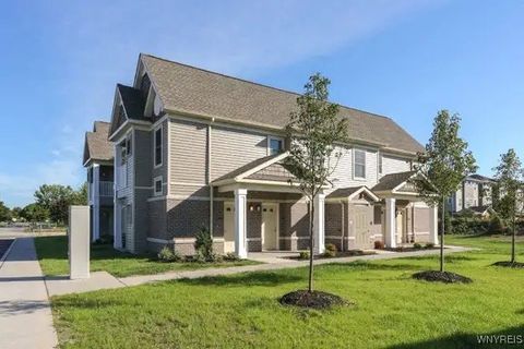 Photo of 3722 Deer Lakes Drive, Amherst, NY 14228 (MLS # B1644480)