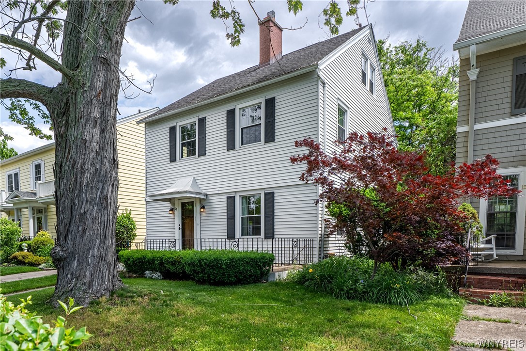 17 Colvin Avenue