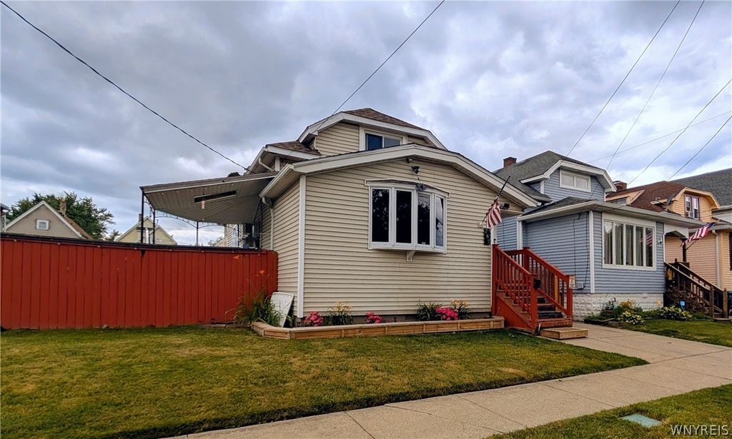 Photo of 287 Crowley Avenue, Buffalo, NY 14207 (MLS # B1701061)