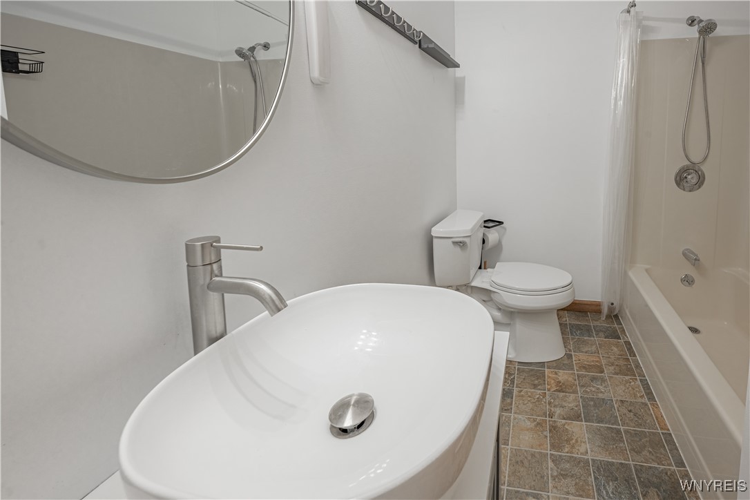 8 Casewood Drive, Wilson, New York image 15