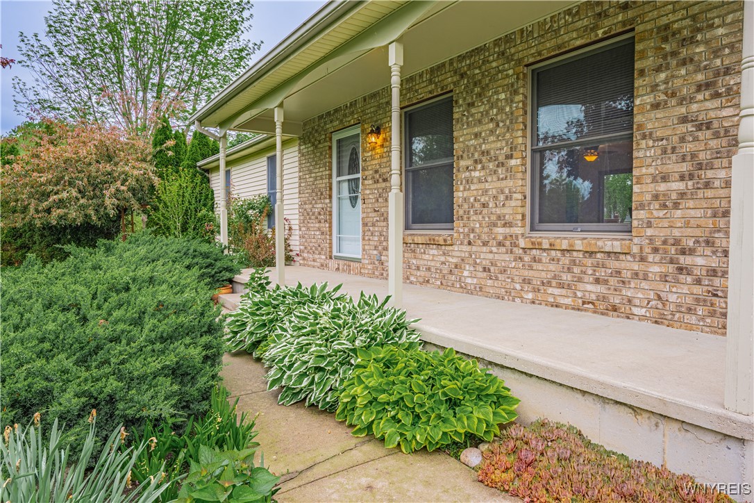 8 Casewood Drive, Wilson, New York image 3