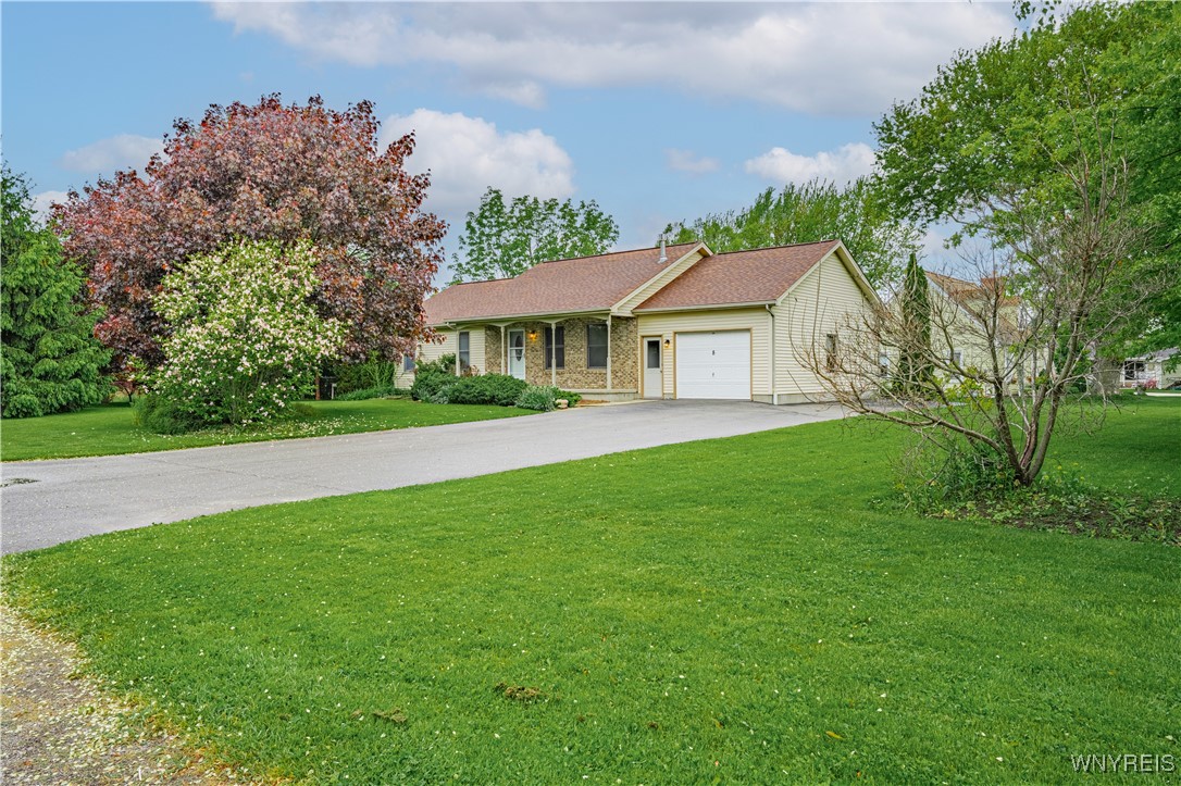 8 Casewood Drive, Wilson, New York image 5