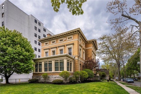Tiny photo for 325 Summer Street, Buffalo, NY 14222 (MLS # B1683074)