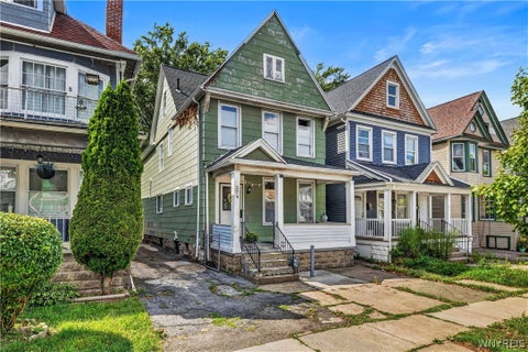 Photo of 274 Hoyt Street, Buffalo, NY 14213 (MLS # B1692555)