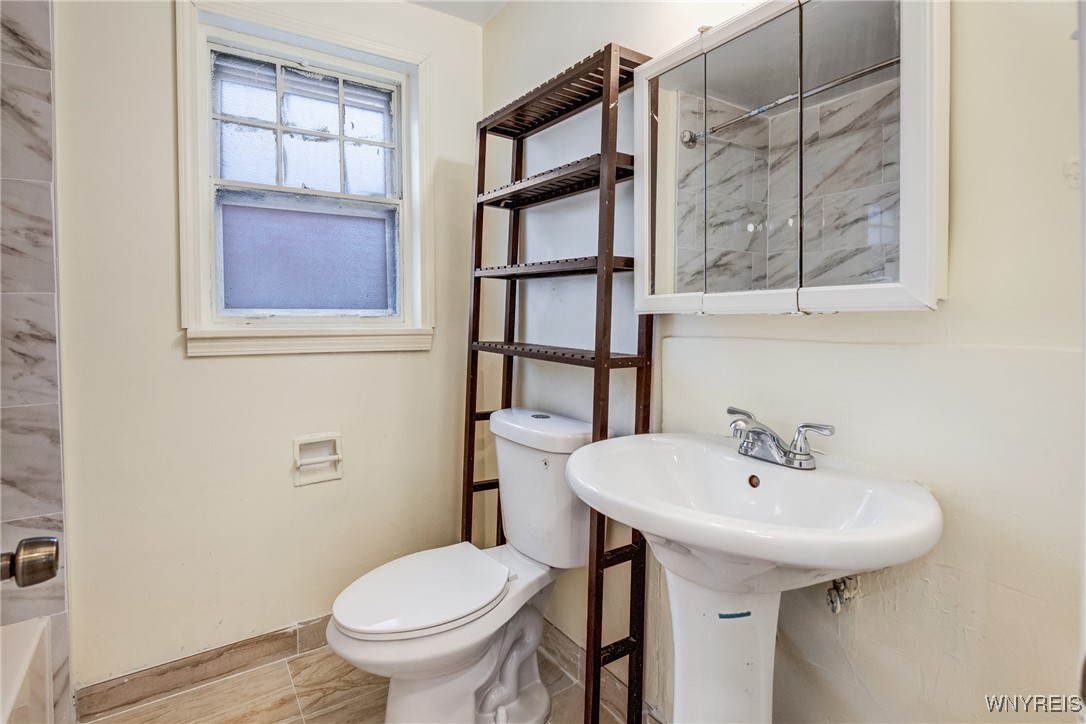 321 Eggert Road, Cheektowaga, New York image 24