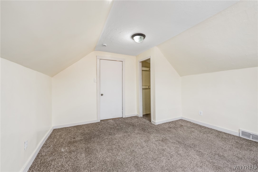 321 Eggert Road, Cheektowaga, New York image 36