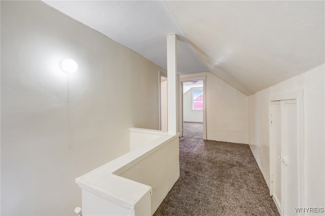 321 Eggert Road, Cheektowaga, New York image 30