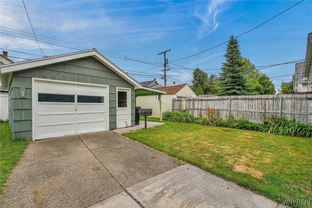 240 Parkwood Avenue