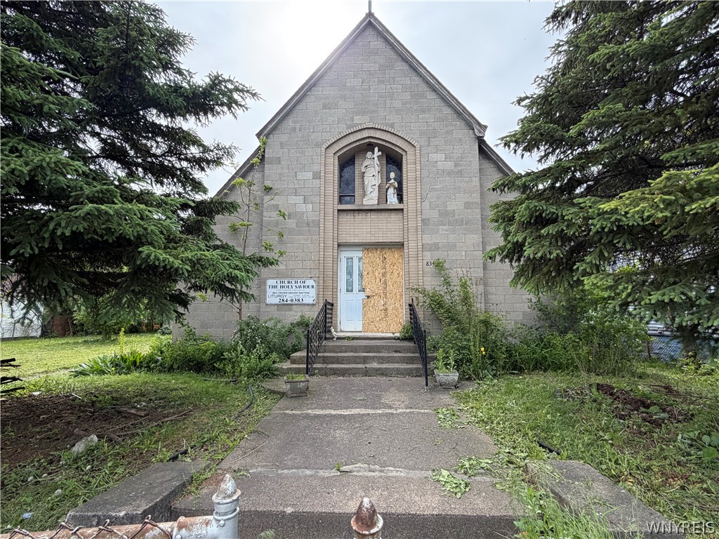 Photo 1 of 4 — 834 19th Street, Niagara Falls, NY 14301