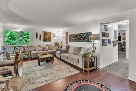 Tiny photo for 5 Cambridge SQ #G, Amherst, NY 14221 (MLS # B1694556)
