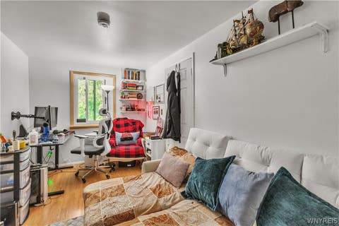 Tiny photo for 5 Cambridge SQ #G, Amherst, NY 14221 (MLS # B1694556)