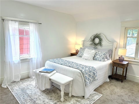 Tiny photo for 75 W Hazeltine Avenue, Tonawanda, NY 14217 (MLS # B1709269)