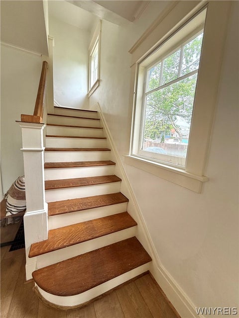 Tiny photo for 75 W Hazeltine Avenue, Tonawanda, NY 14217 (MLS # B1709269)