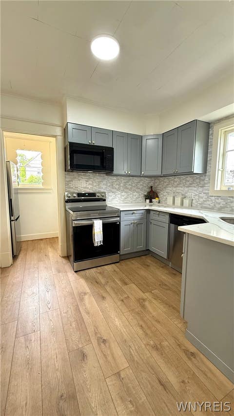Tiny photo for 75 W Hazeltine Avenue, Tonawanda, NY 14217 (MLS # B1709269)