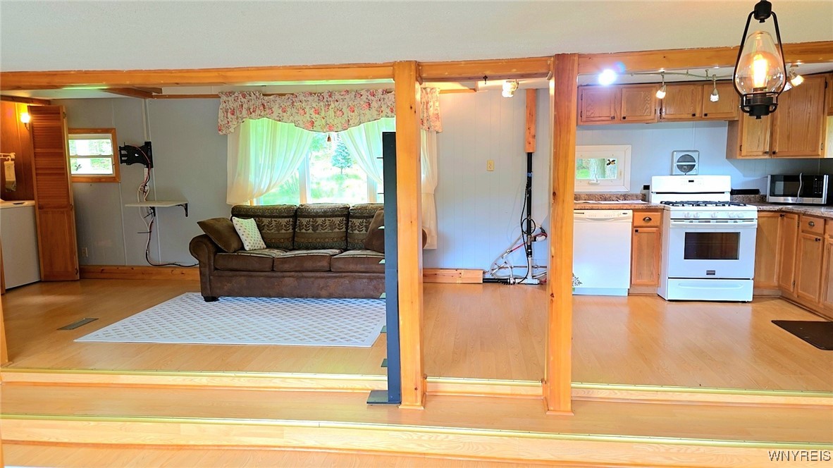 7727 Tibbetts Hill Road, Belfast, New York image 8