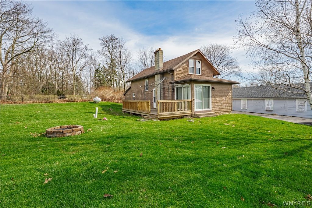 Photo of 2378 Riverview Drive, Wilson, NY 14172 (MLS # B1674518)