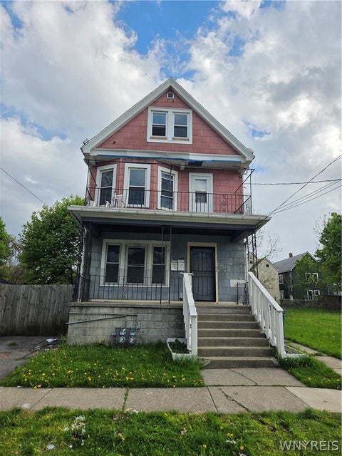 Apartment For Rent - 67 Moeller Street #UPPER<br/> Buffalo, NY 14211