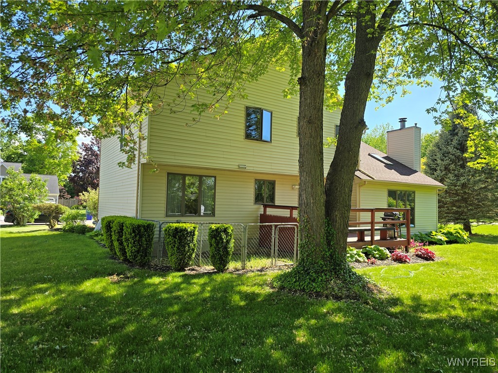 589 Briarwood Lane, Lewiston, New York image 5