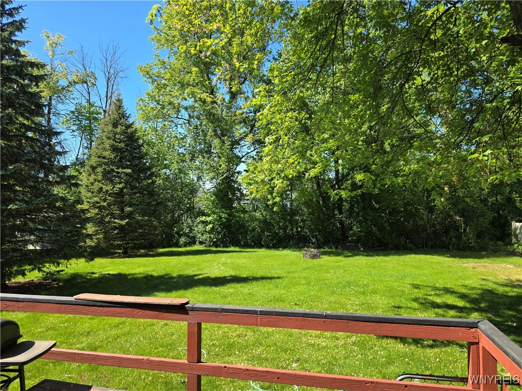 589 Briarwood Lane, Lewiston, New York image 8