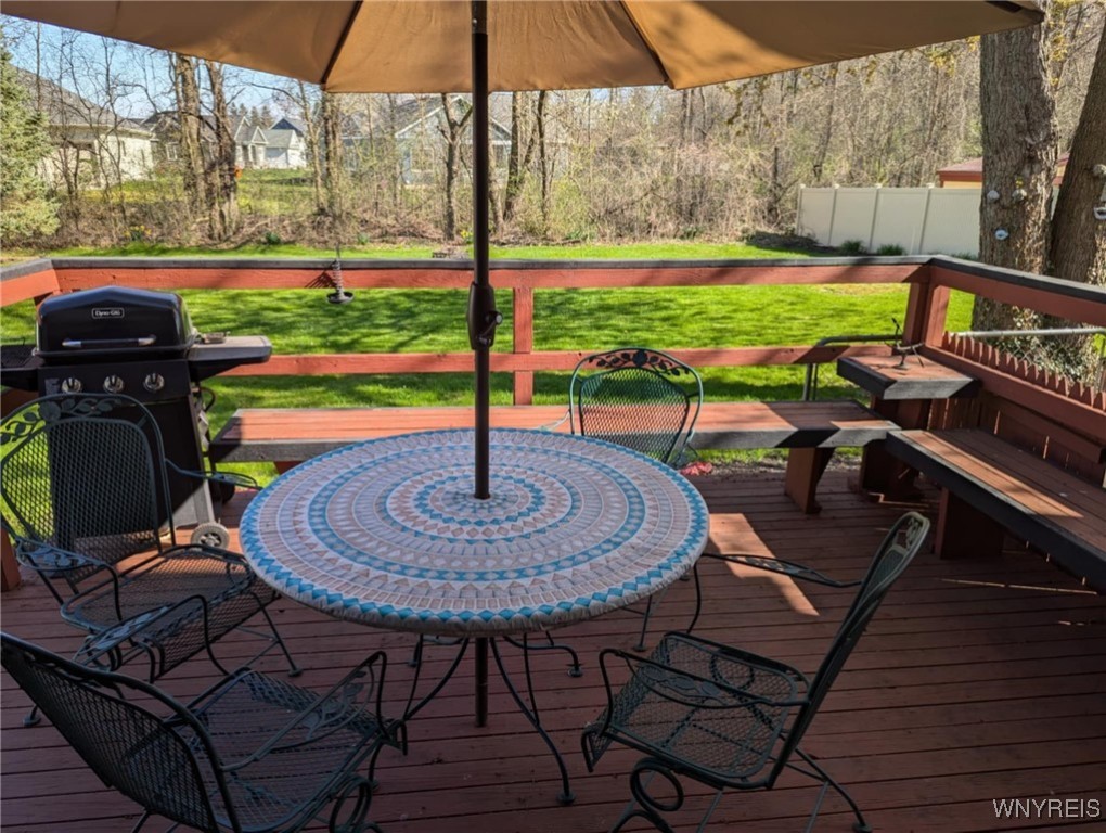 589 Briarwood Lane, Lewiston, New York image 7