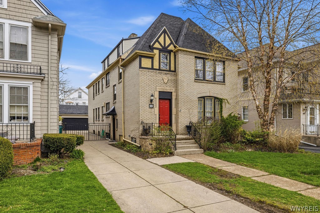 44 Rand Avenue