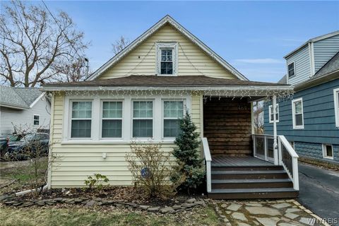 Homes For Sale - 469 Broad Street<br/> Tonawanda, NY 14150