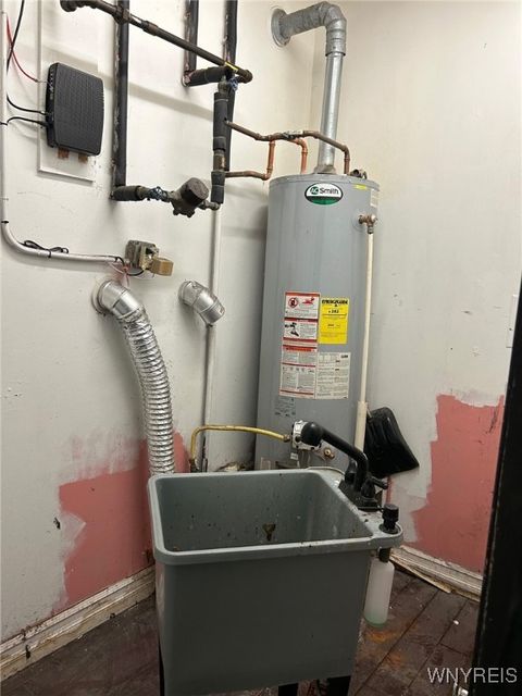 Tiny photo for 10158 Niagara Falls Boulevard, Niagara Falls, NY 14304 (MLS # B1655553)