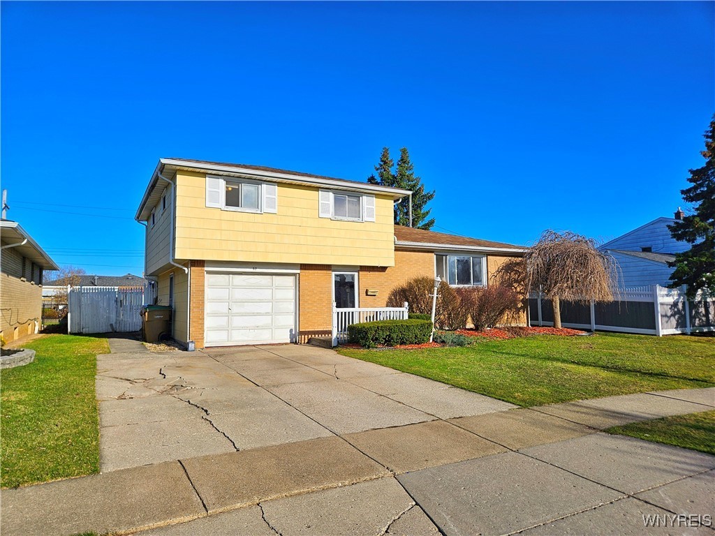82 Ellsworth Drive, Cheektowaga, New York image 1