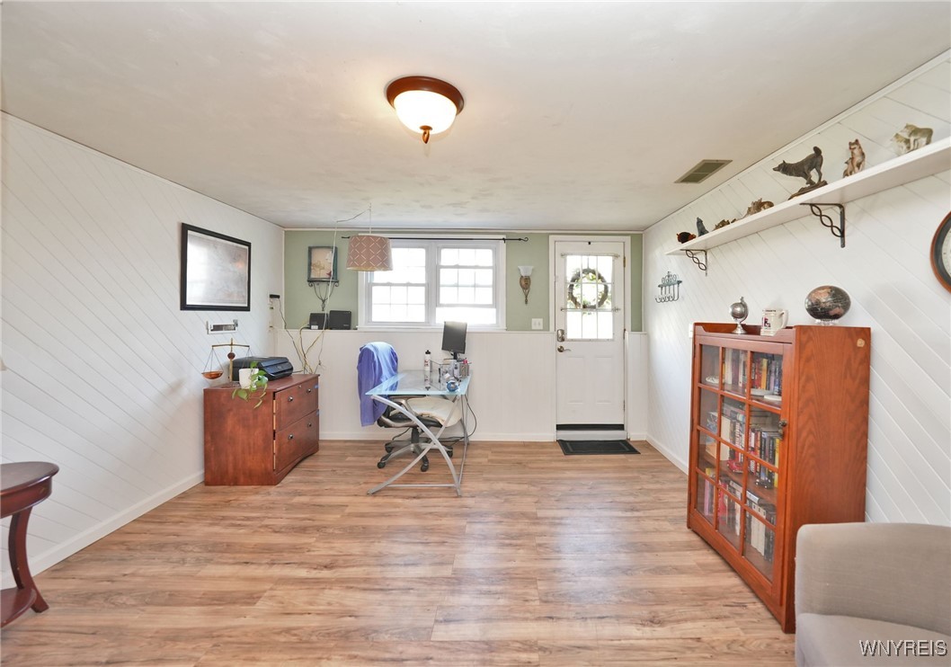 659 Quaker Road, Aurora, New York image 5